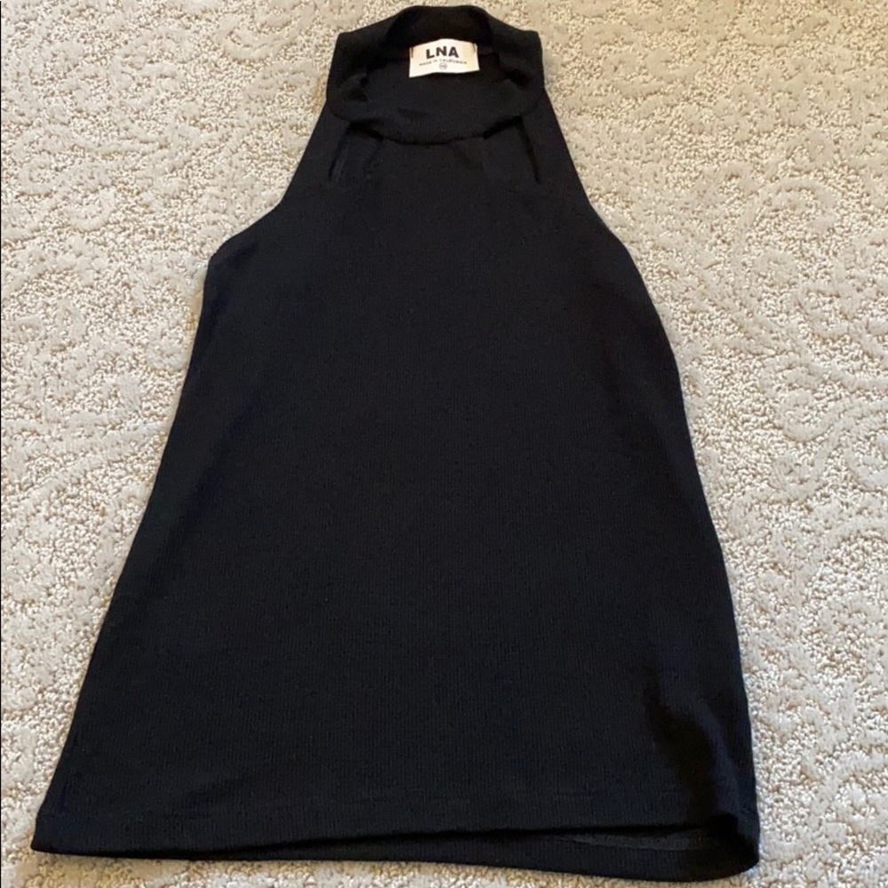 Black ribbed tank top